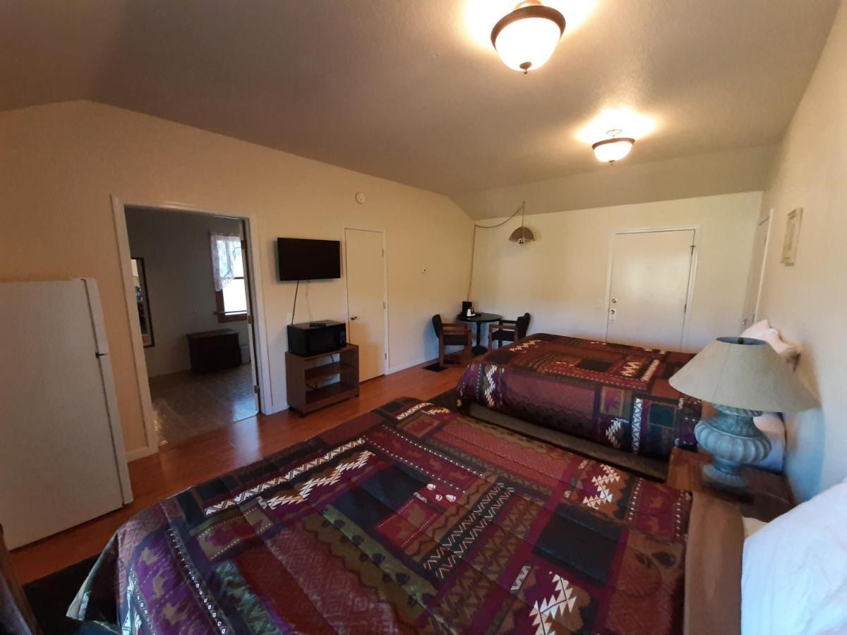Alta Sierra Village Inn Grass Valley Bilik gambar