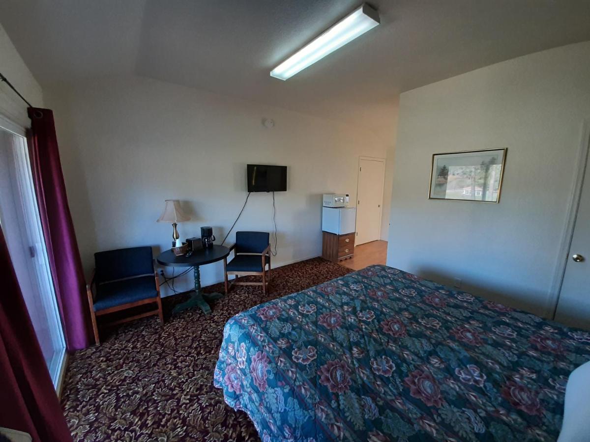Alta Sierra Village Inn Grass Valley Bilik gambar